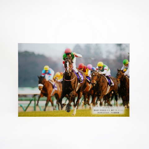 勝ち馬ゴール前 特製パネル A2サイズ画像